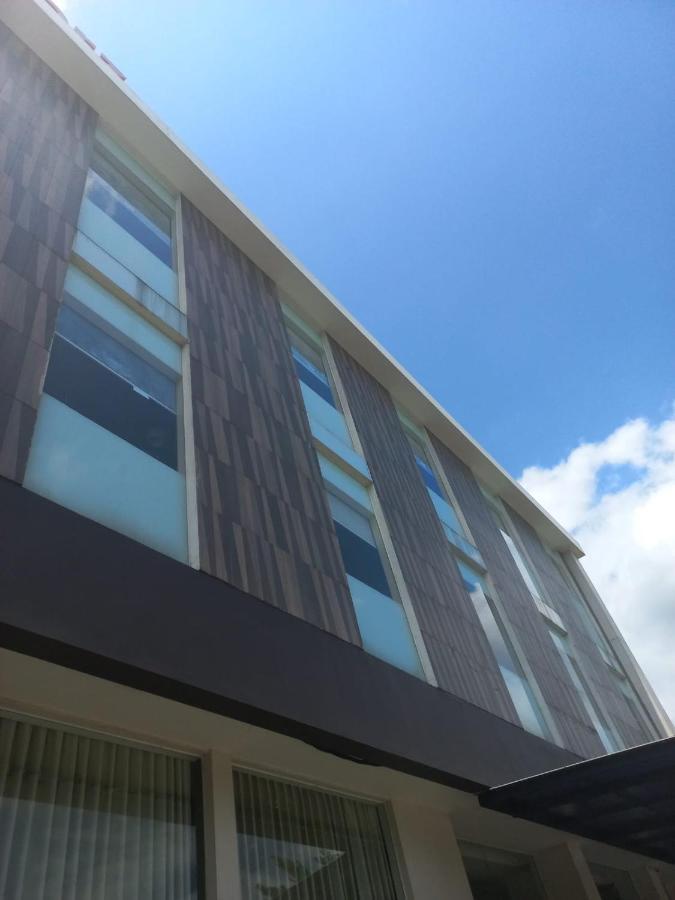 Cendana Coliving Solo Baru酒店 外观 照片